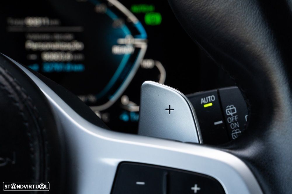 BMW 530 e Pack Desportivo M - 23