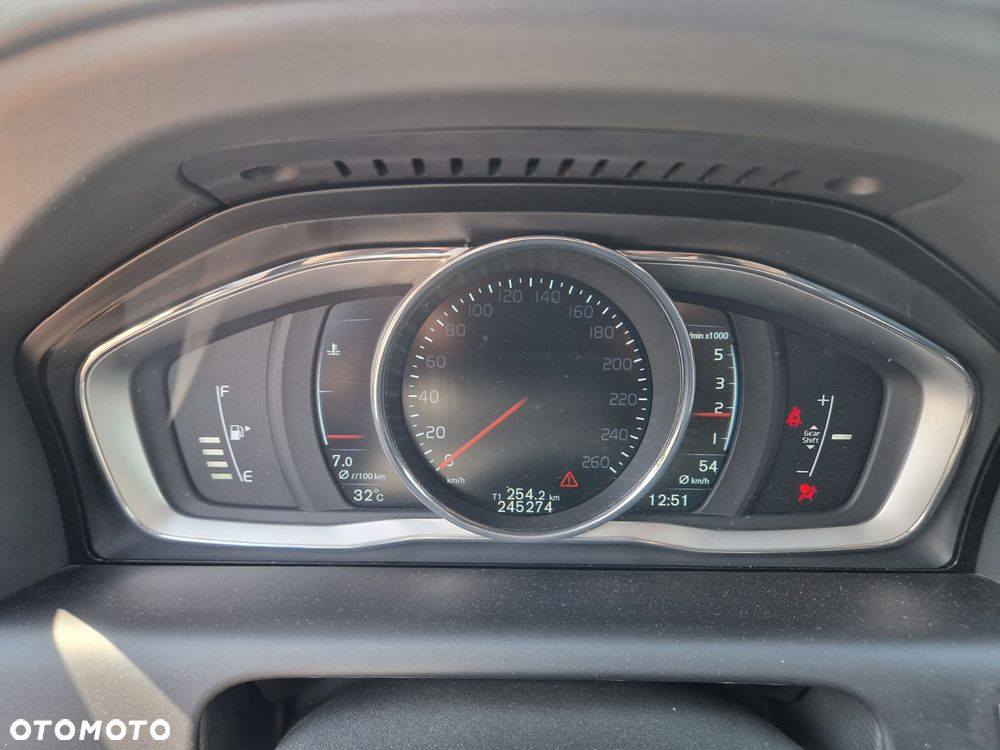 Volvo XC 60 D4 Summum - 7