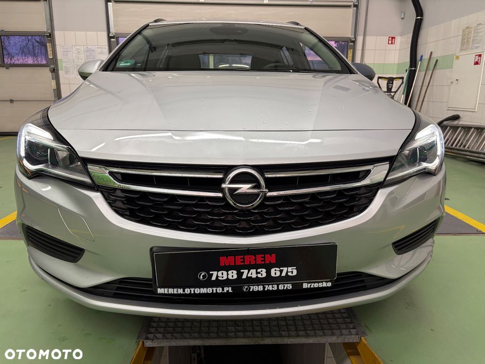 Opel Astra 1.4 Turbo Business - 1