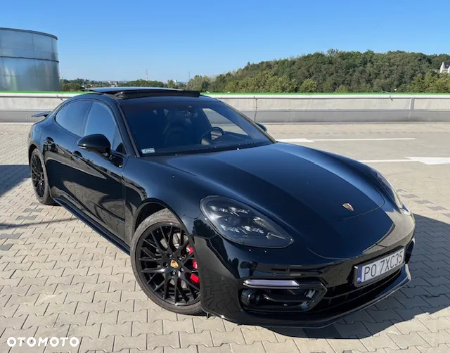 Porsche Panamera GTS GPF - 6