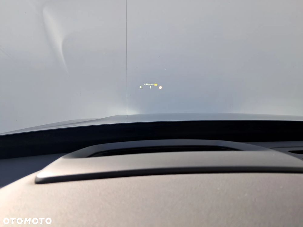 Volvo XC 90 T8 AWD Plug-In Hybrid Ultra Bright 7os - 35