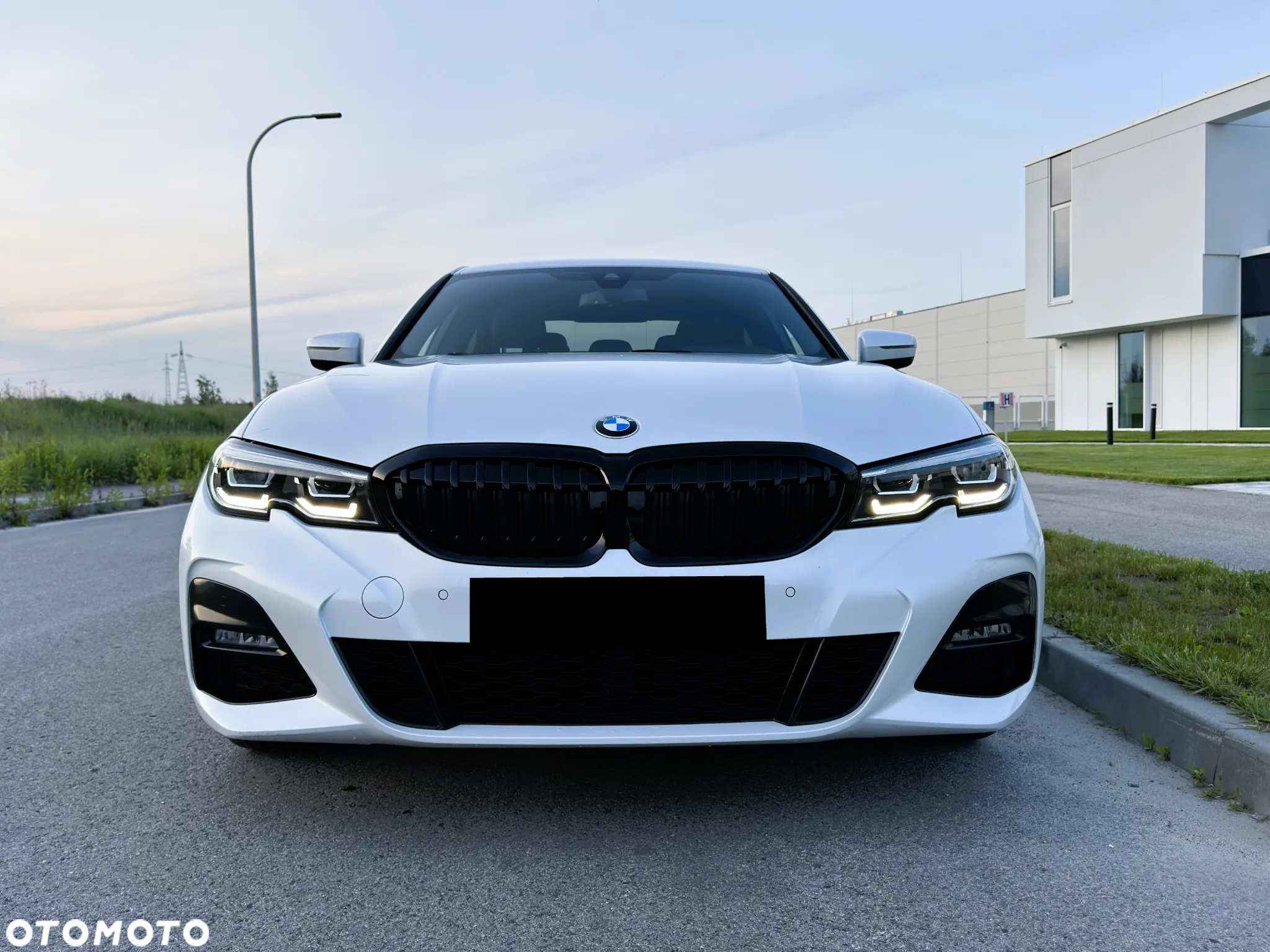 BMW Seria 3 320d xDrive M Sport sport - 3