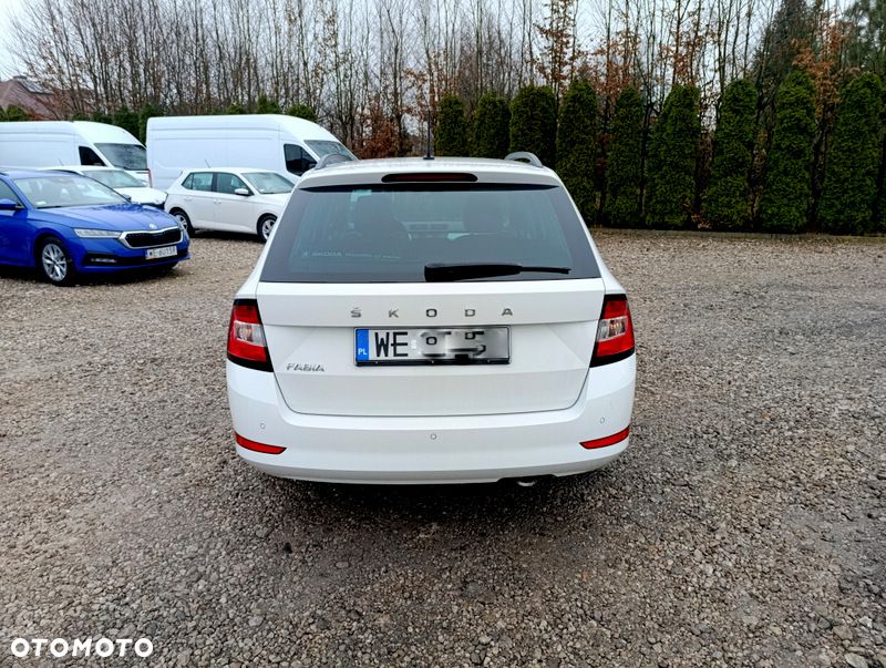 Skoda Fabia 1.0 TSI Ambition Plus - 11