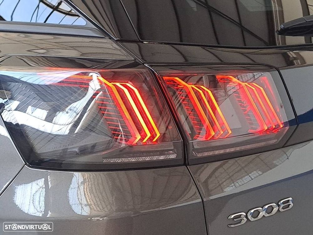 Peugeot 3008 1.5 BlueHDi Allure Pack EAT8 - 26