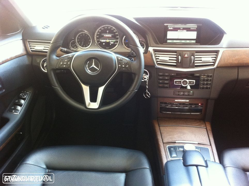 Mercedes-Benz E 250 CDi Avantgarde BE Auto. - 22