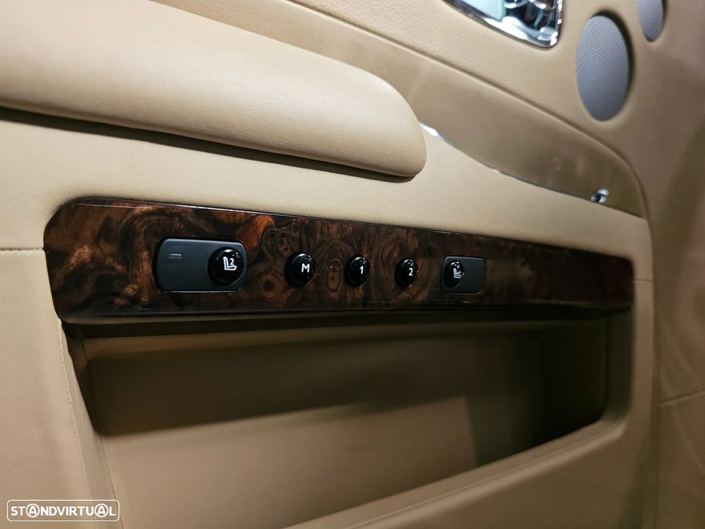 Rolls Royce Ghost - 56