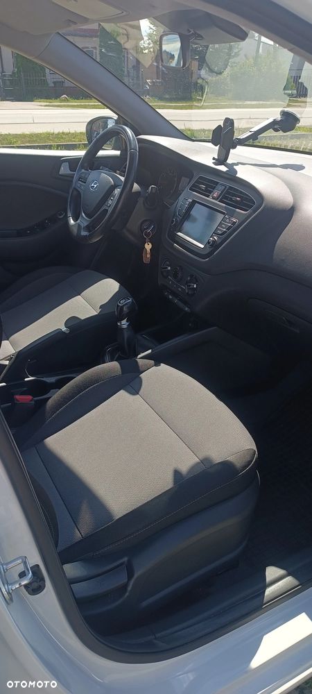 Hyundai i20 1.2 Comfort - 13
