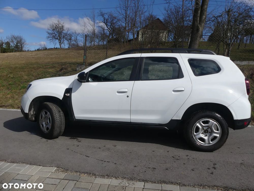 Dacia Duster 1.6 SCe Laureate S&S - 34