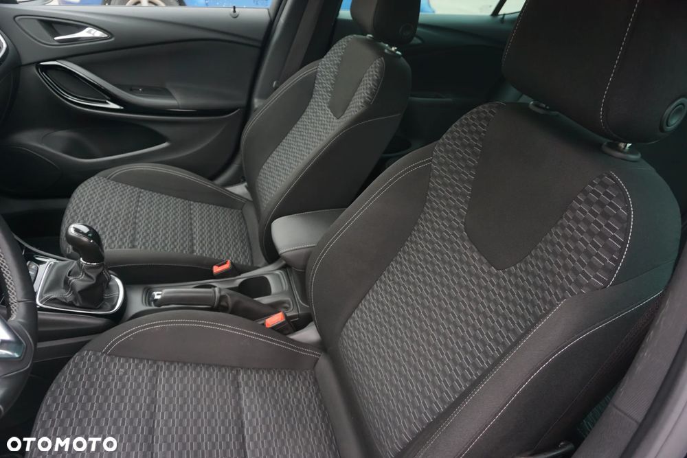 Opel Astra 1.4 Turbo Start/Stop Business - 16