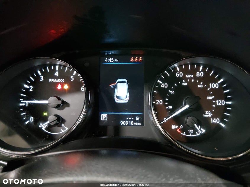 Nissan Rogue - 8