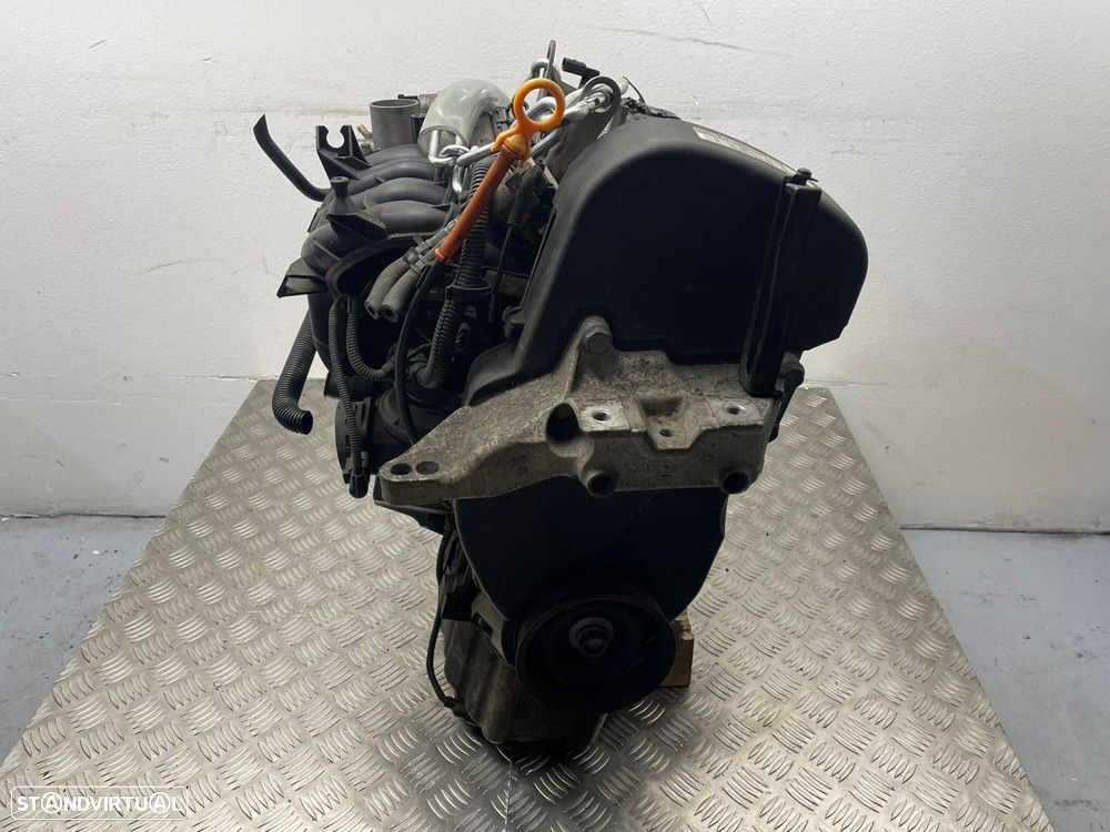 Motor VW GOLF V (1K1) 1.4 16V | 10.03 - 05.06 Usado REF. BCA - 5