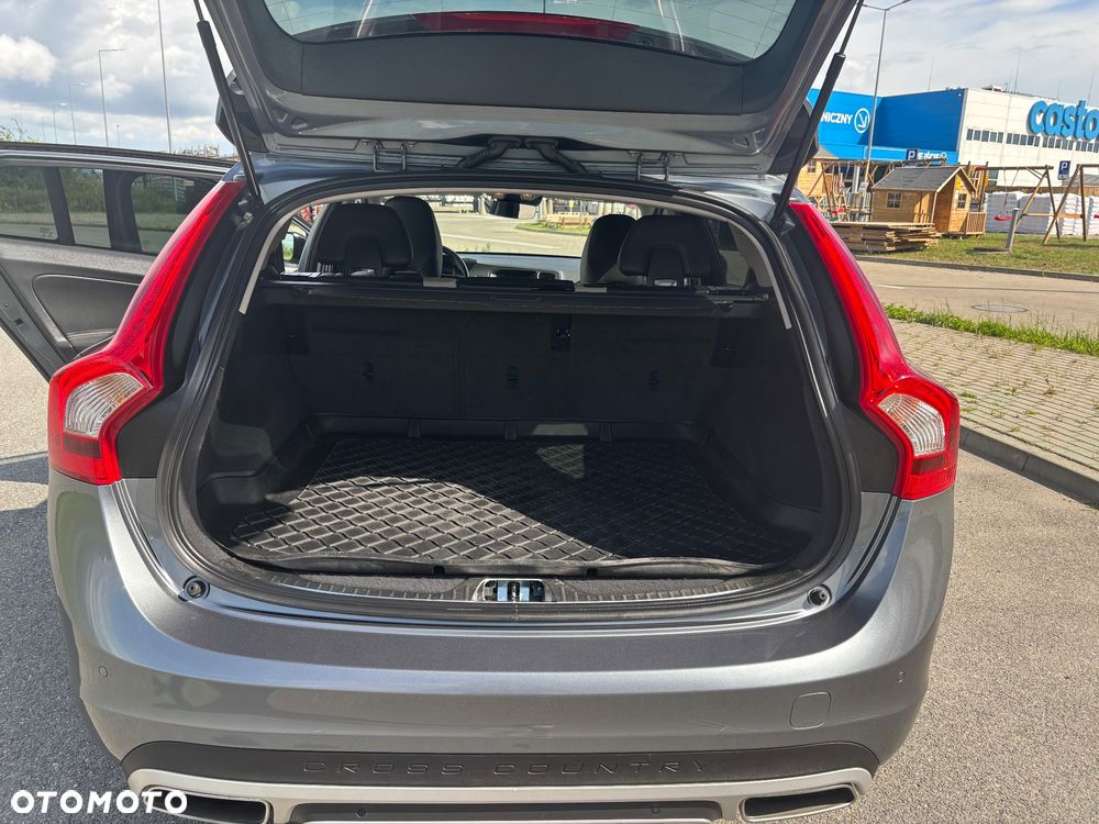 Volvo V60 Cross Country D3 Drive-E Kinetic - 14