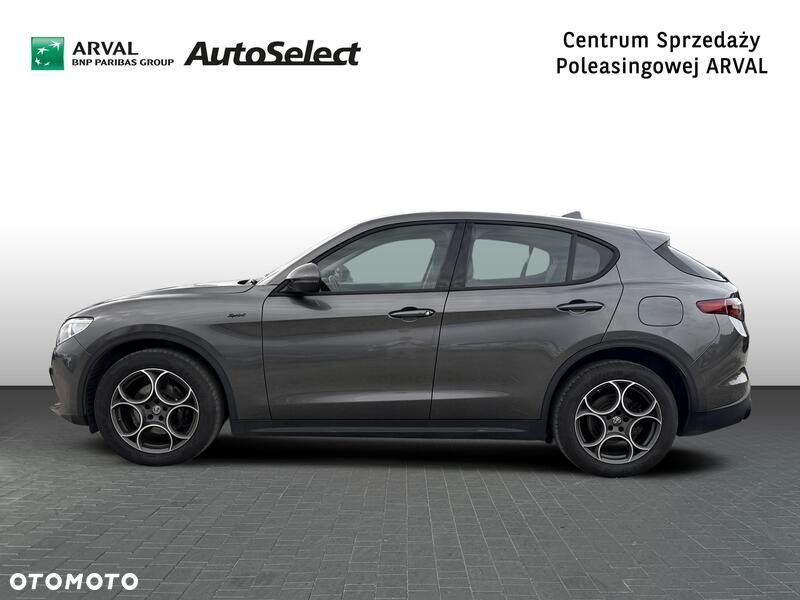 Alfa Romeo Stelvio - 2
