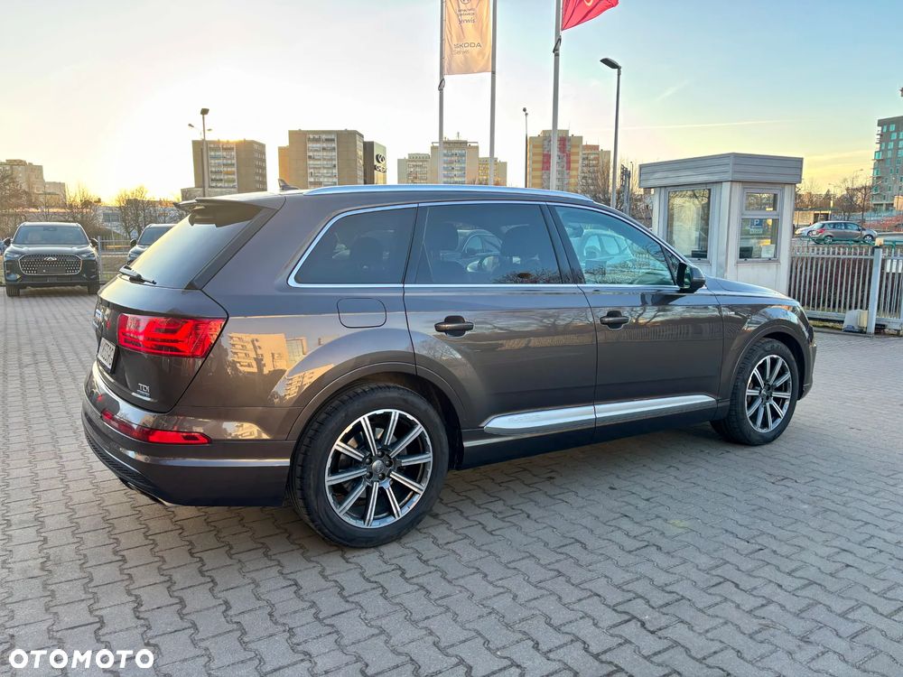 Audi Q7 - 9