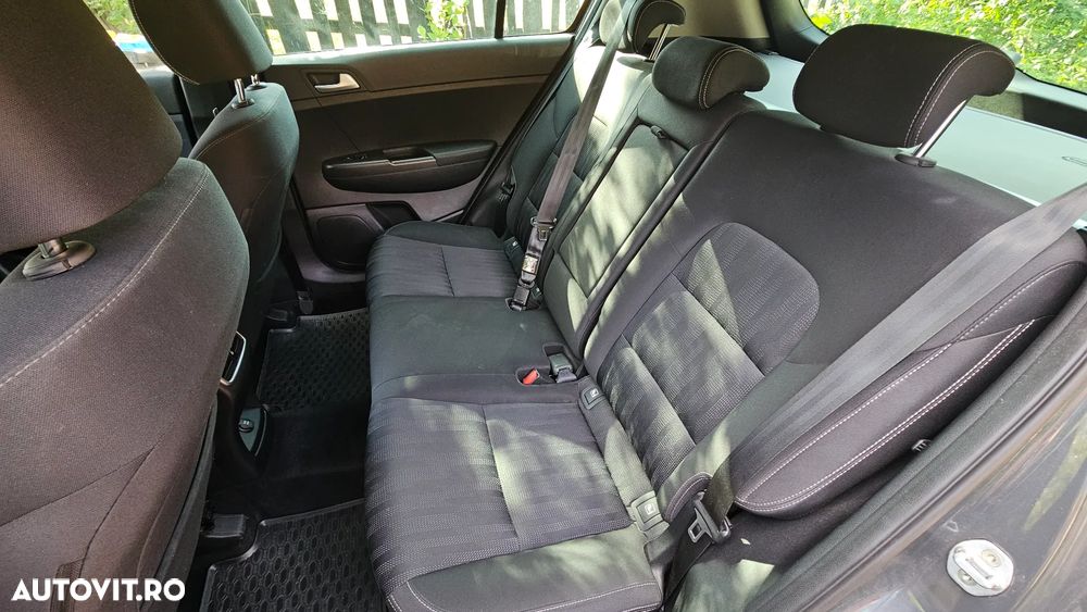 Kia Sportage 1.6 GDI 6MT 4x2 Plus - 40