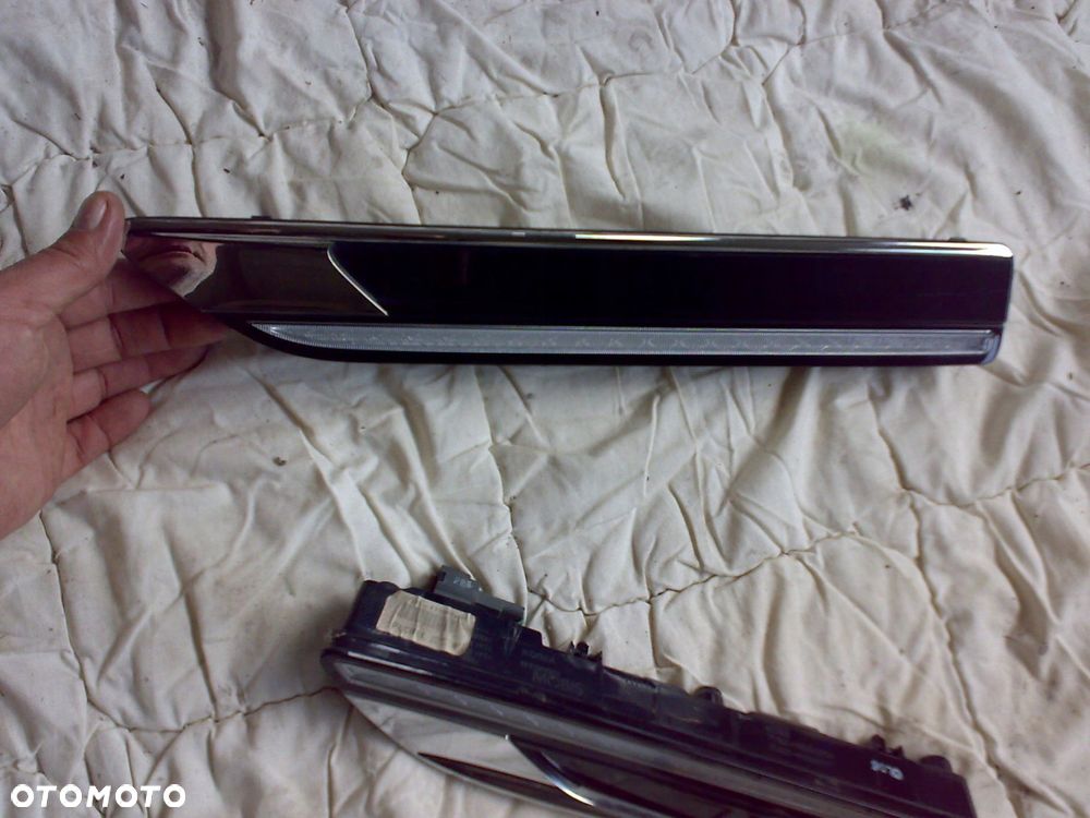 genesis g80 2021 2022 2023 listwa błotnika kierunek chrom listwy - 4