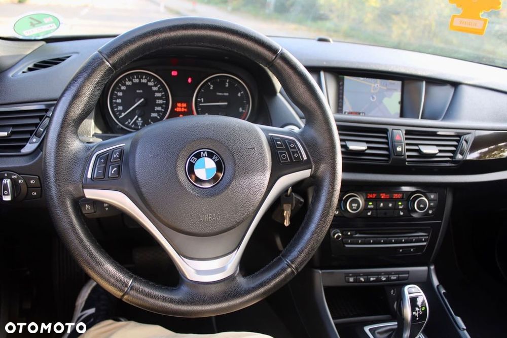 BMW X1 xDrive18d Sport Line - 7