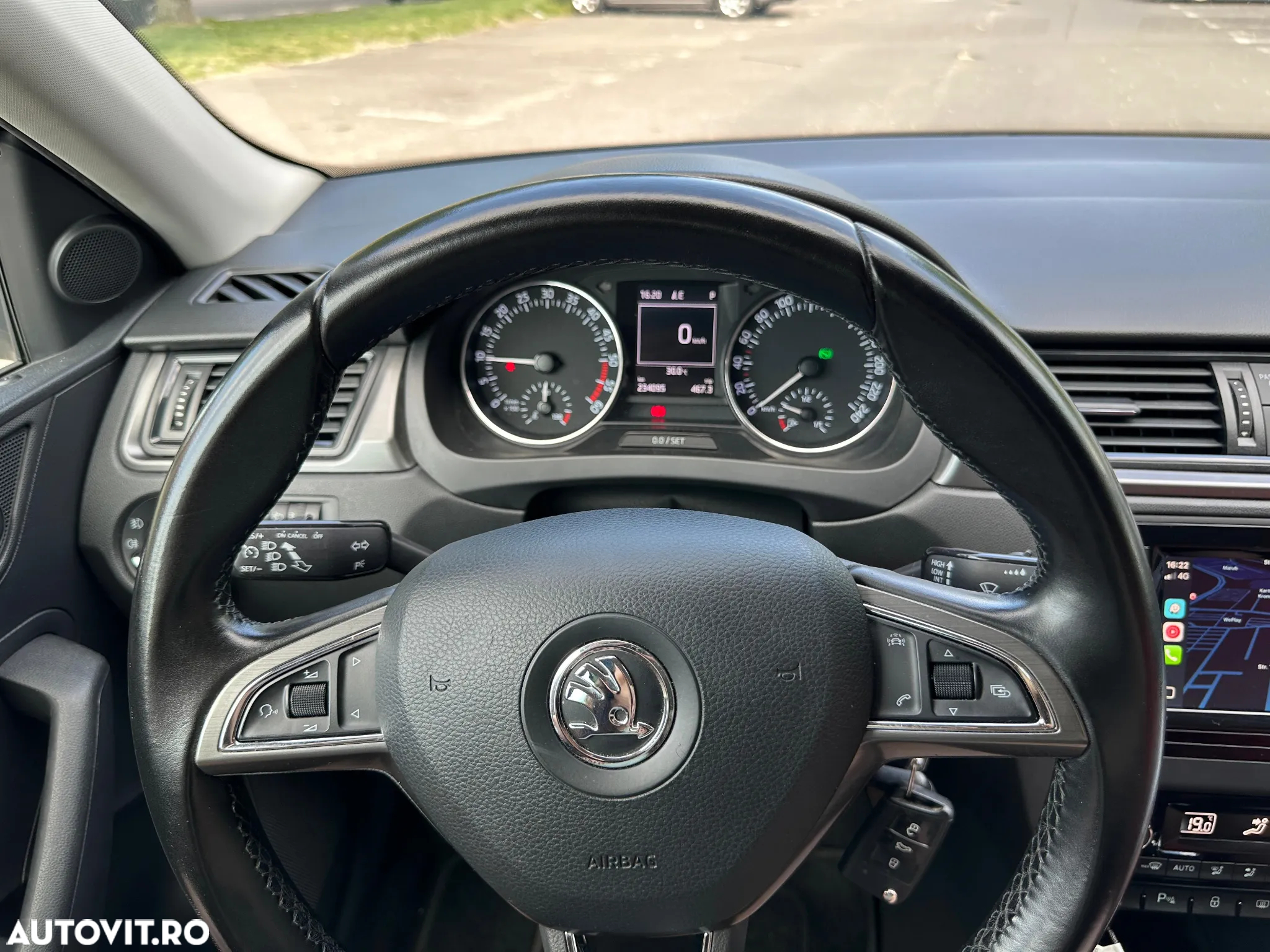Skoda RAPID 1.4 TDI Ambition DSG - 7