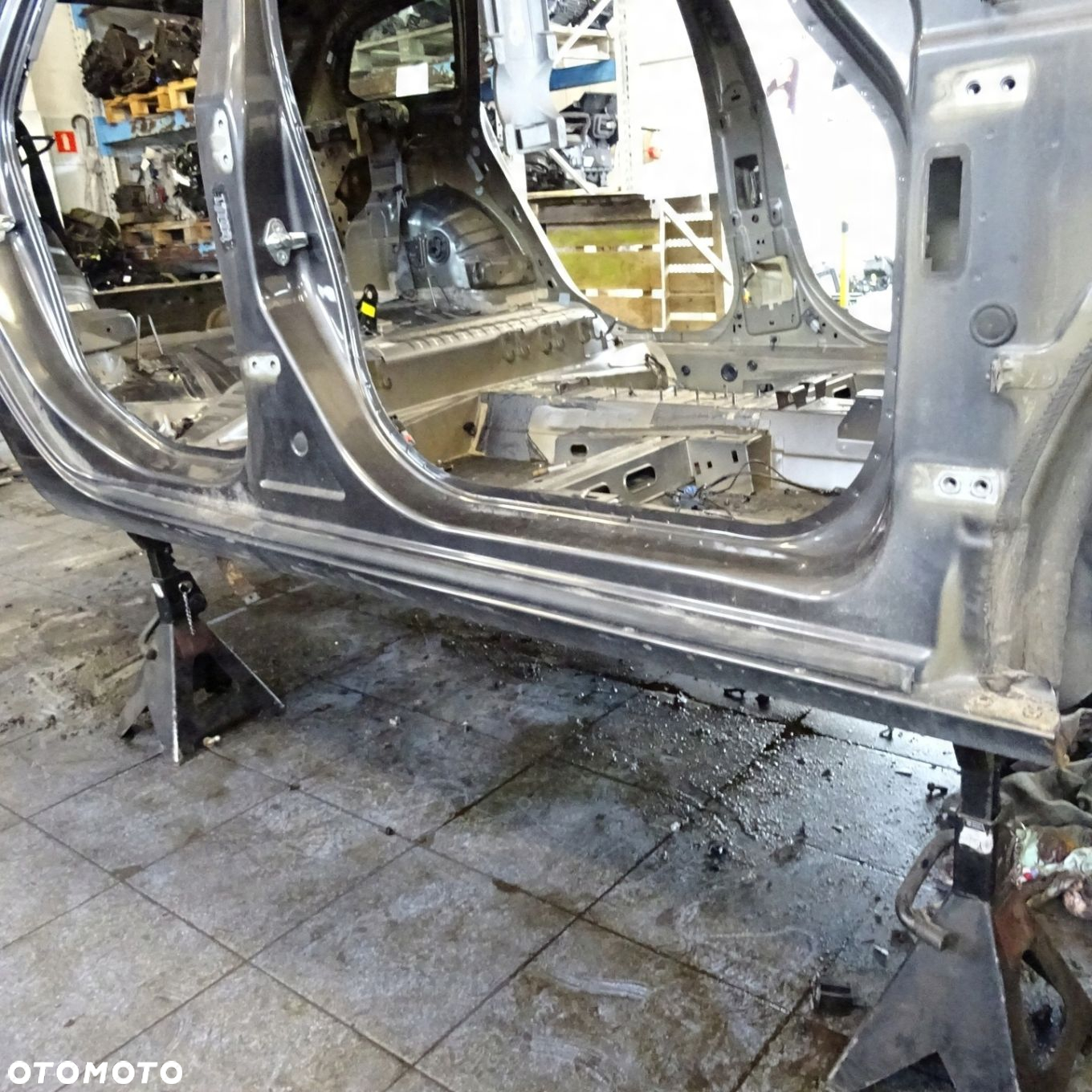 OPEL ASTRA J KOMBI PRÓG PRAWY Z177 - 2