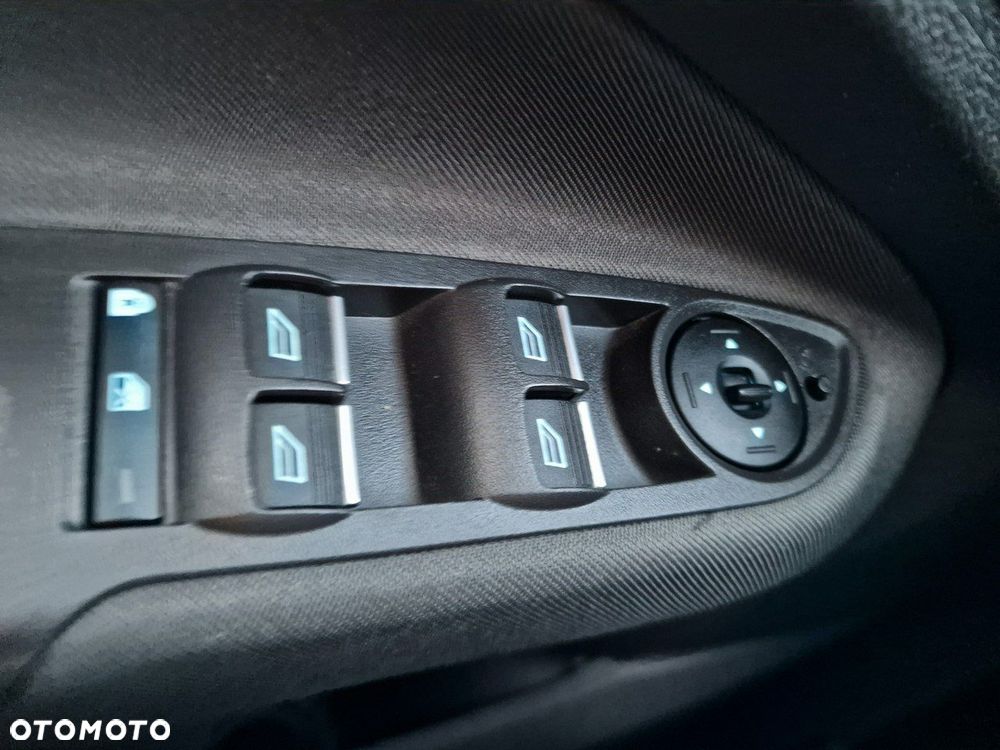 Ford C-MAX 1.5 EcoBoost Start-Stop-System Titanium - 35