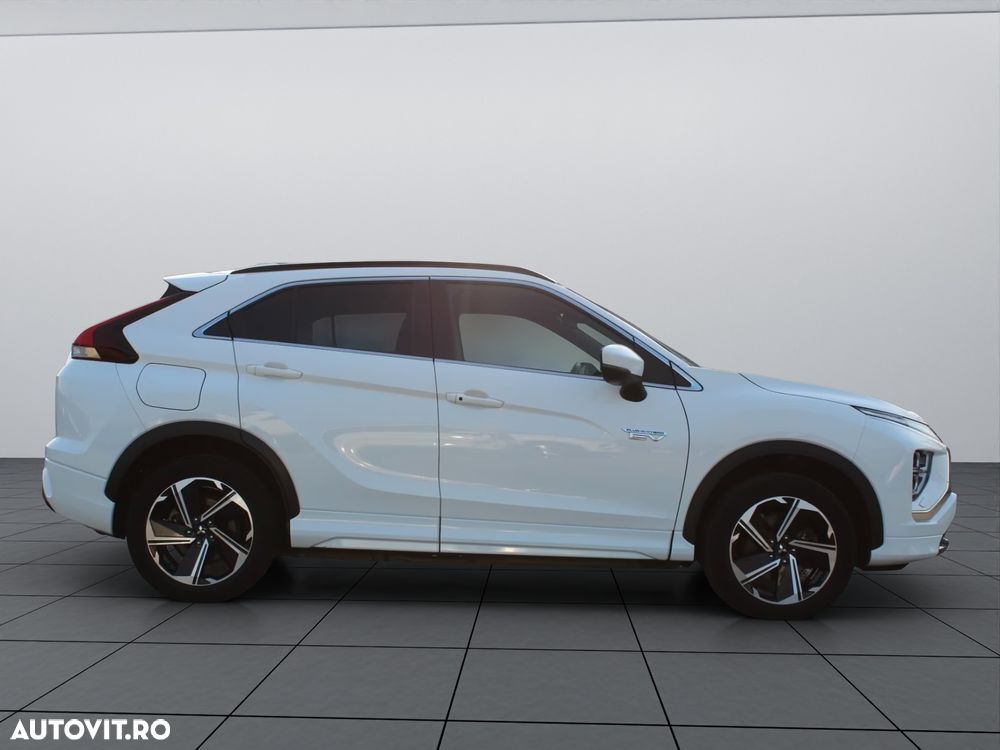 Mitsubishi Eclipse-Cross - 4