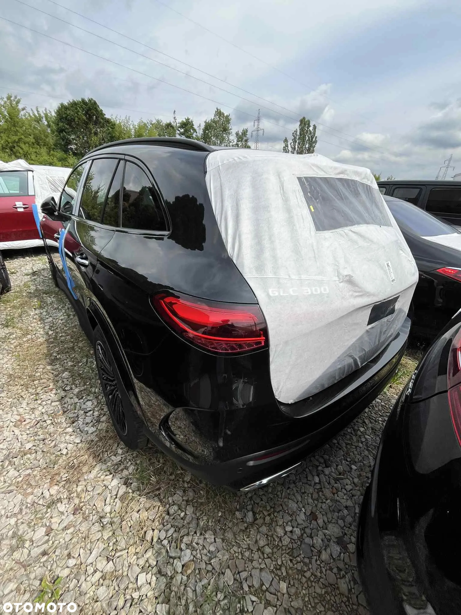 Mercedes-Benz GLC 300 4-Matic - 4