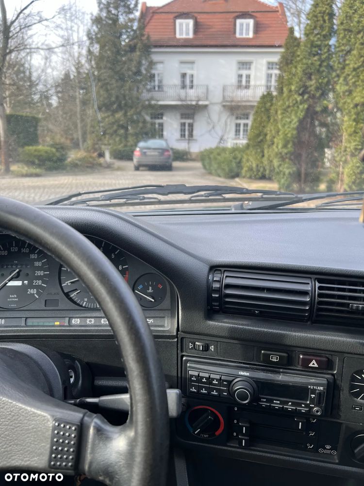 BMW Seria 3 - 37