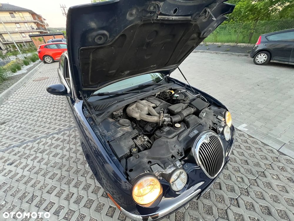 Jaguar S-Type 2.5 V6 Sport - 29