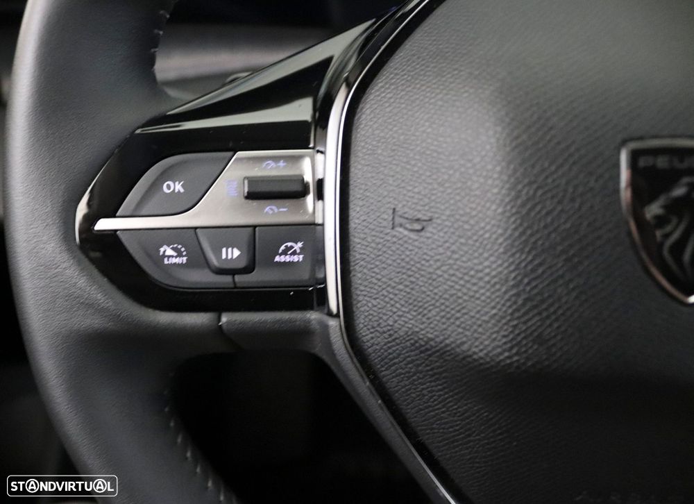 Peugeot 308 1.5 BlueHDi Allure Pack EAT8 — fotografia 16