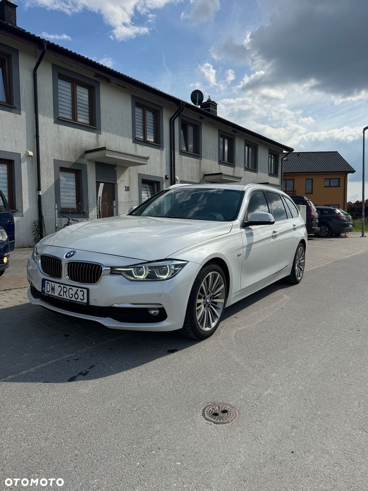 BMW Seria 3 318d Luxury Line - 3