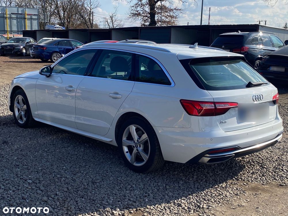 Audi A4 Avant 35 TFSI Sport S tronic - 14