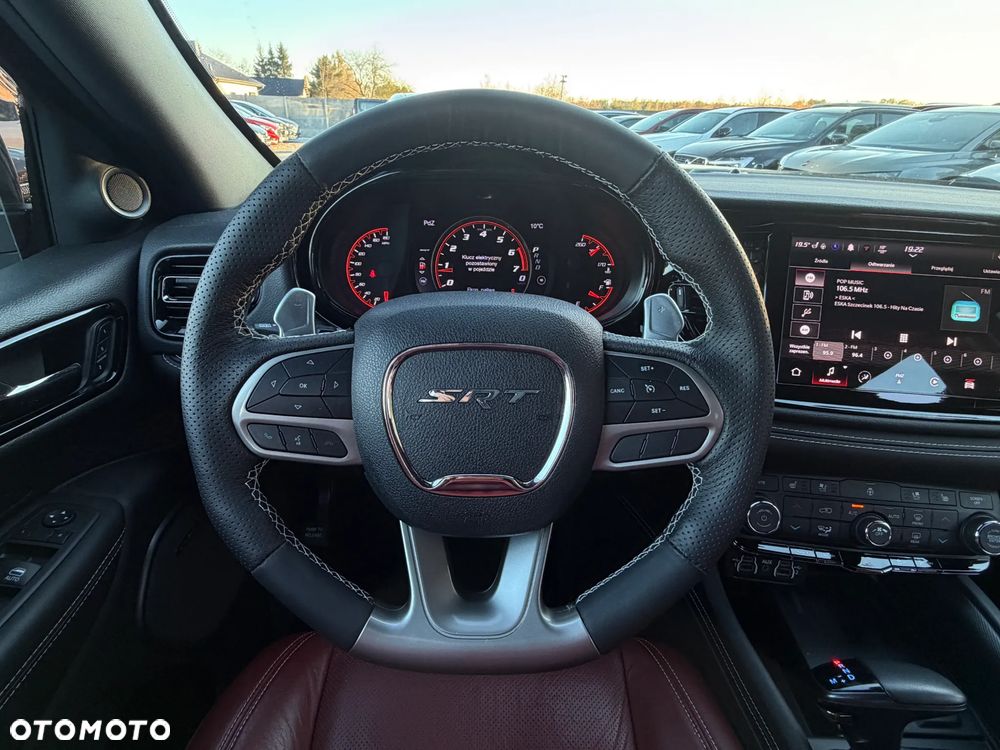 Dodge Durango 6.4 SRT - 38