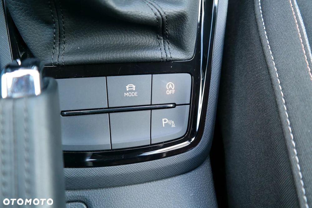 Skoda Kamiq 1.5 TSI Selection DSG - 32