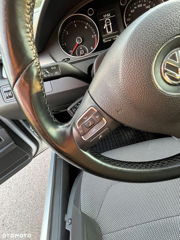 Volkswagen Passat 1.6 TDI Comfortline - 27