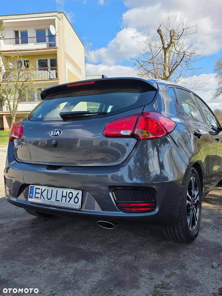 Kia Ceed - 2