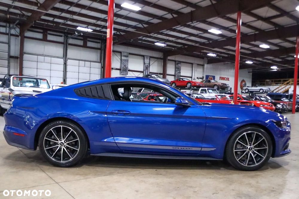 Ford Mustang 2.3 Eco Boost - 2