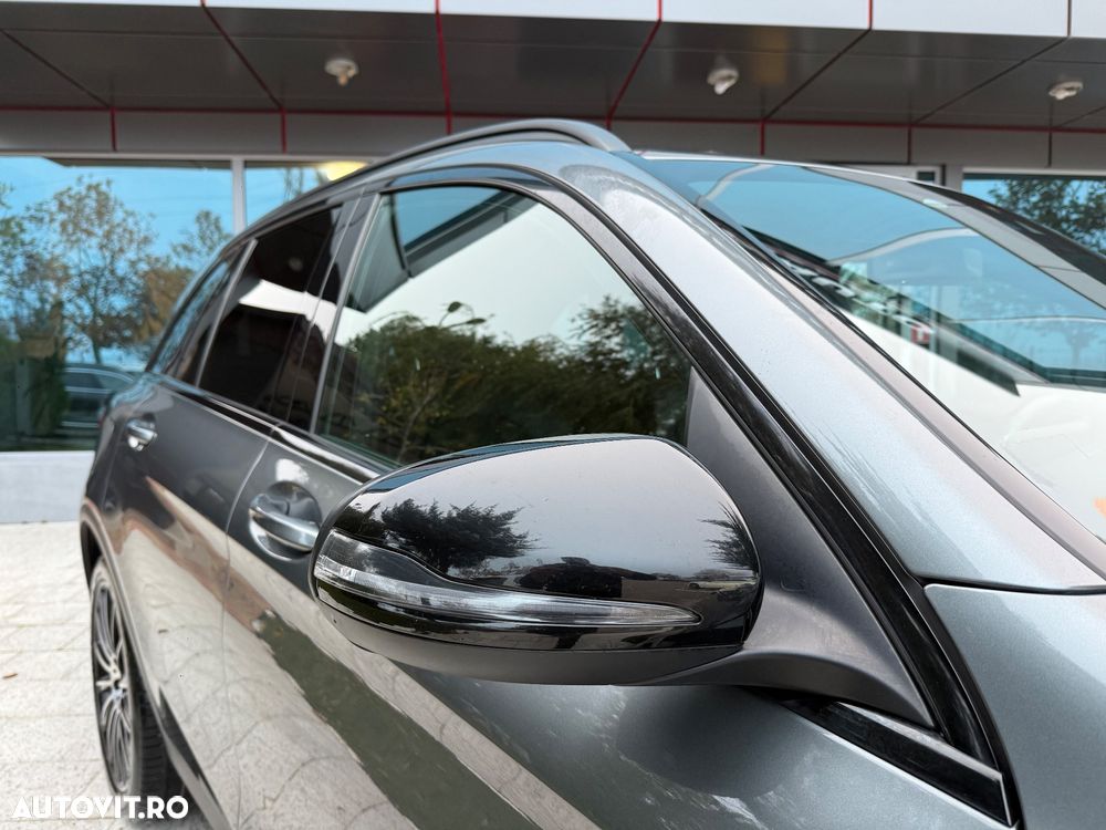 Mercedes-Benz GLC 300 d 4Matic 9G-TRONIC AMG Line - 33