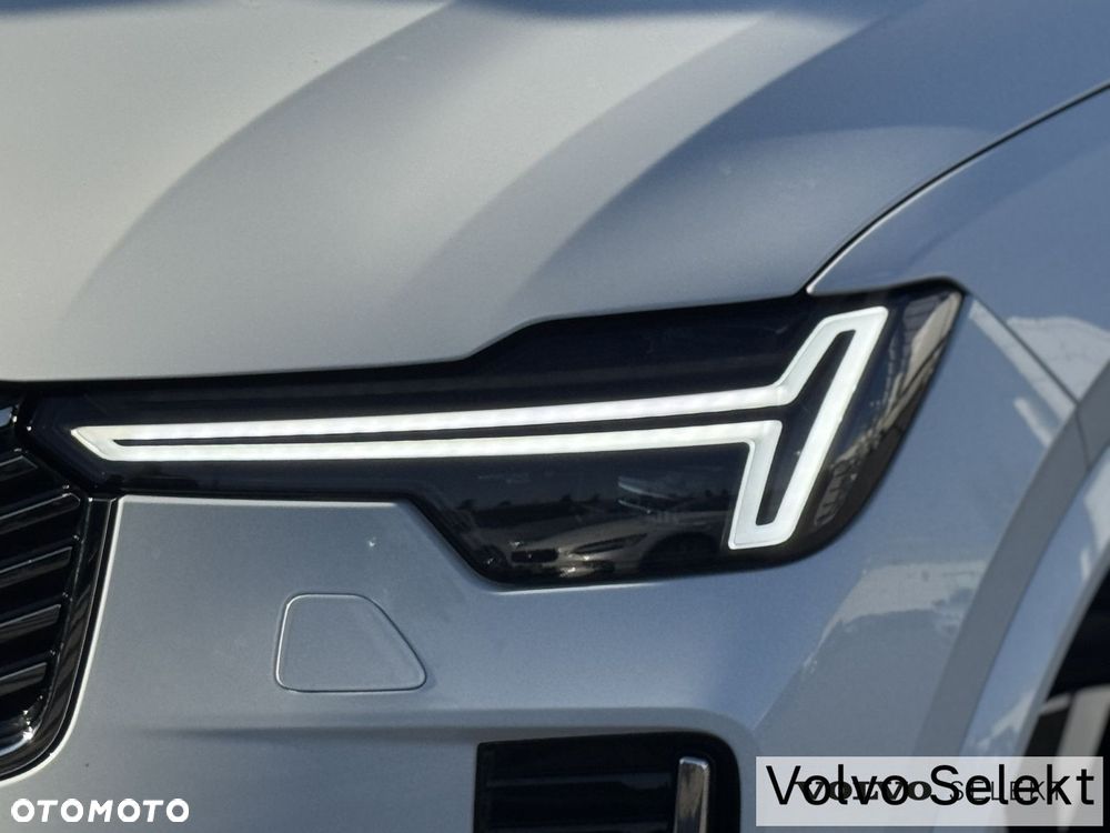 Volvo XC 90 - 40