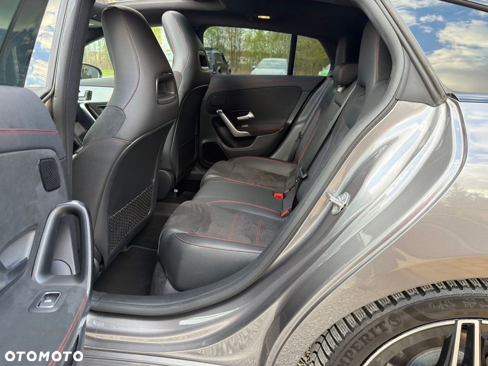 Mercedes-Benz CLA 200 d 8G-DCT AMG Line - 15