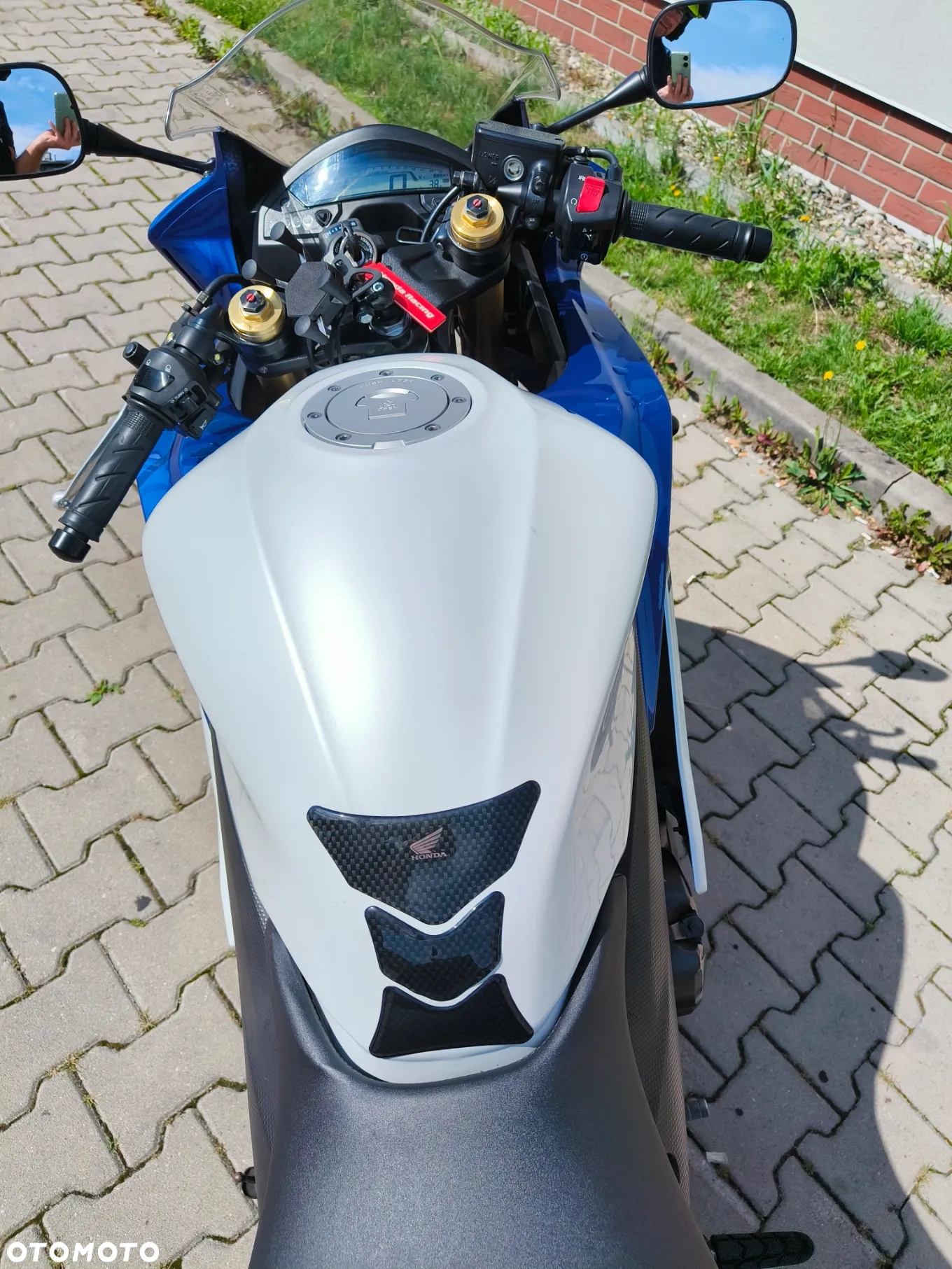 Honda CBR - 7