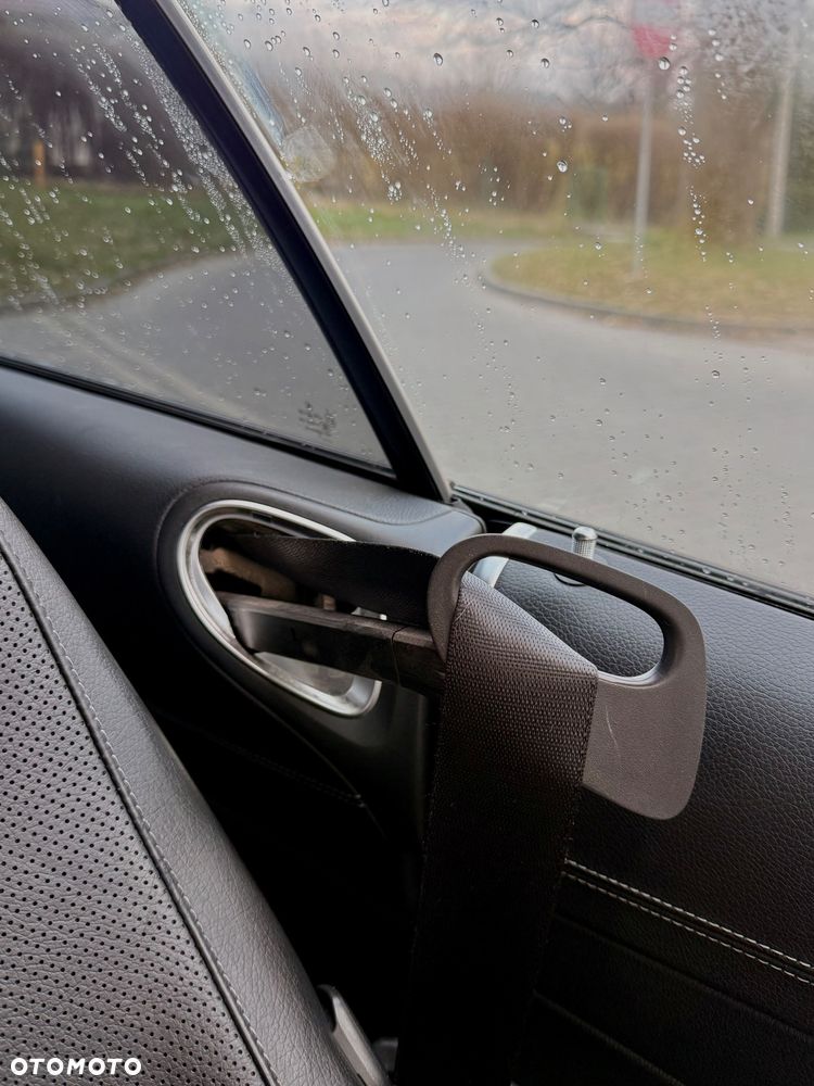 Mercedes-Benz Klasa E 200 9G-TRONIC - 30