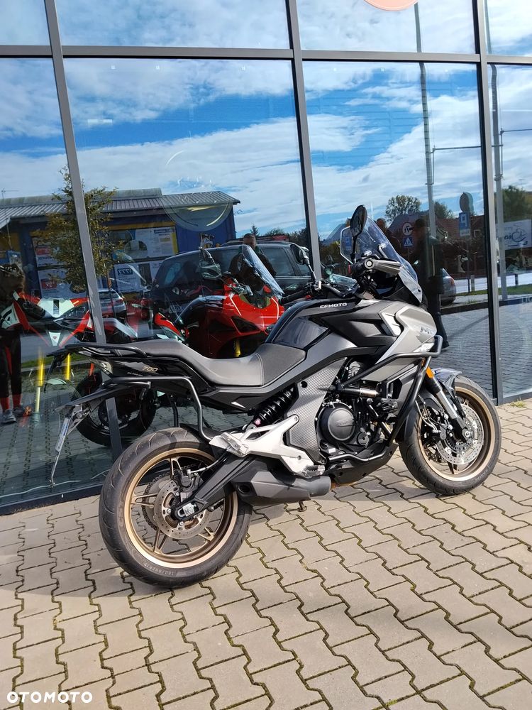 CFMoto 700MT - 5
