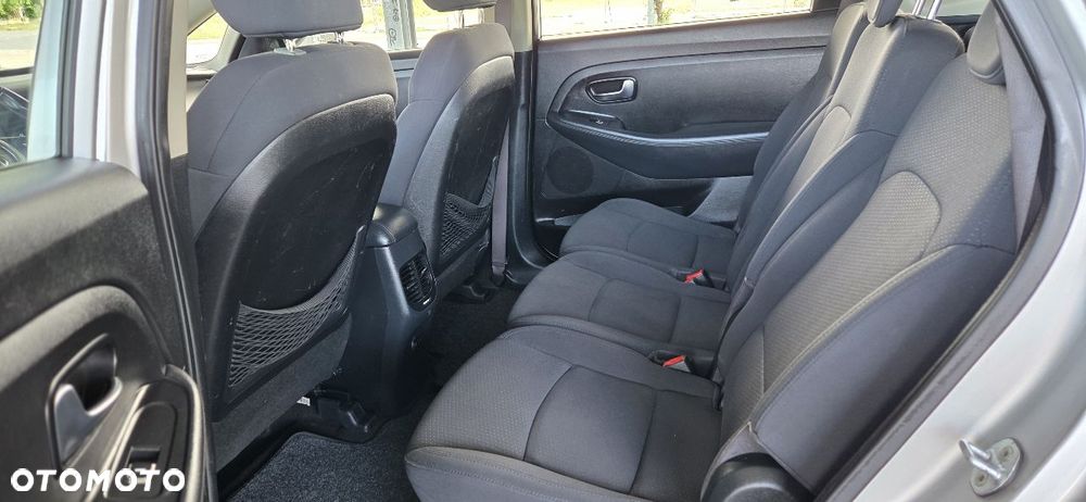 Kia Carens 1.7 CRDi 115 Dream Team Edition - 20