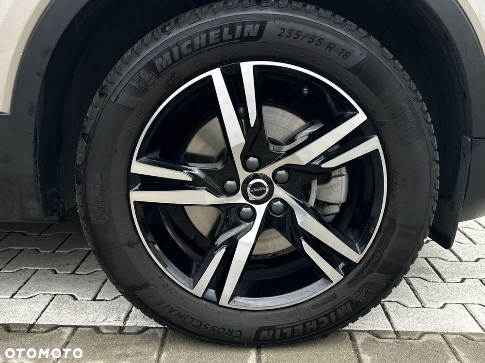 Volvo XC 40 - 20