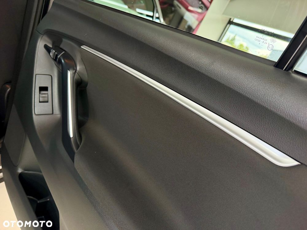 Toyota Verso 1.6 D-4D Prestige - 15