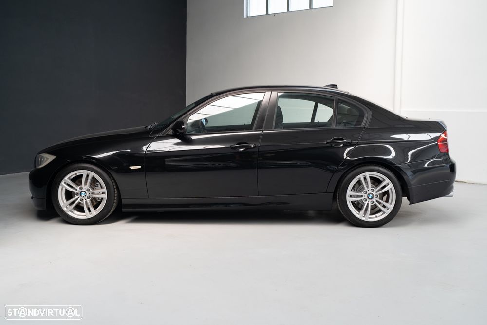 BMW 318 d Sport - 21