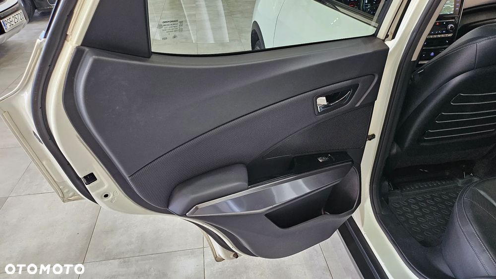 SsangYong/KGM Tivoli 1.6 E-XDI Sapphire - 26