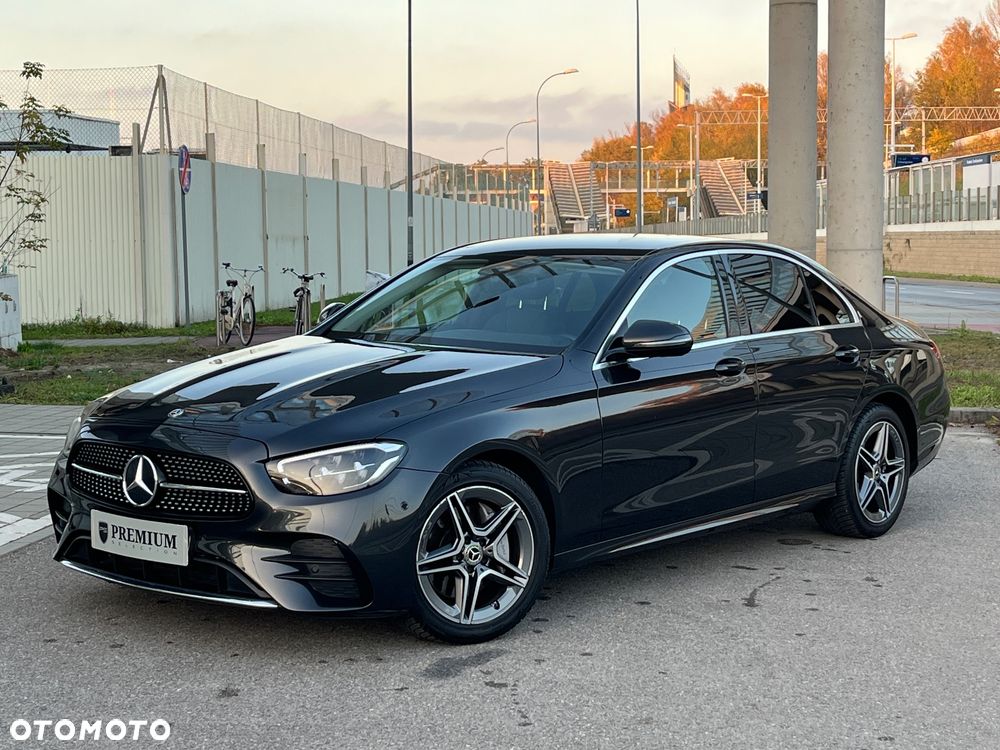 Mercedes-Benz E-Class 2021 photo 4