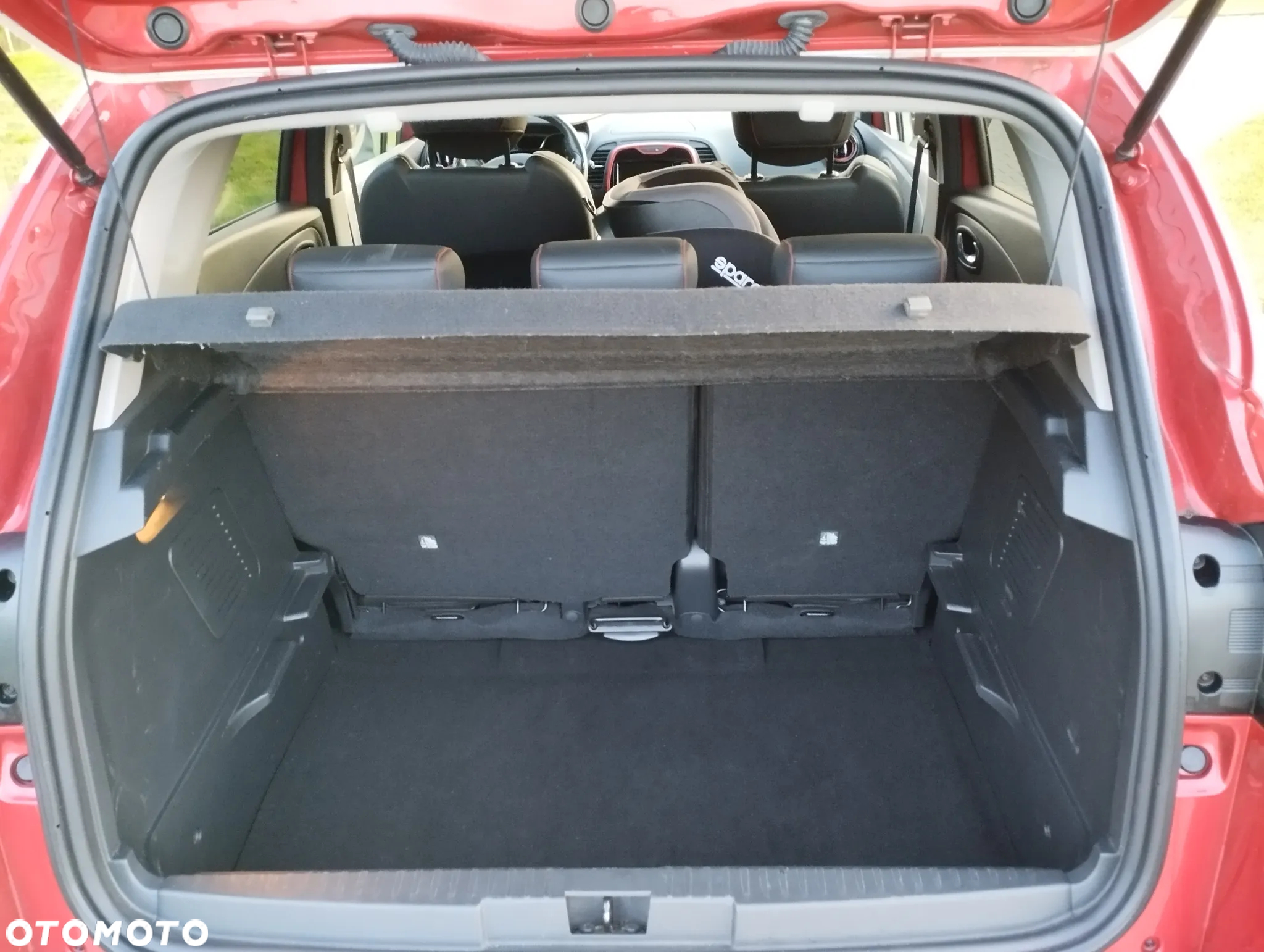 Renault Captur 1.2 TCe Helly Hansen EDC - 12
