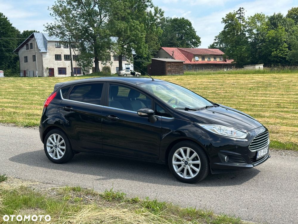 Ford Fiesta 1.0 EcoBoost S&S TITANIUM - 2